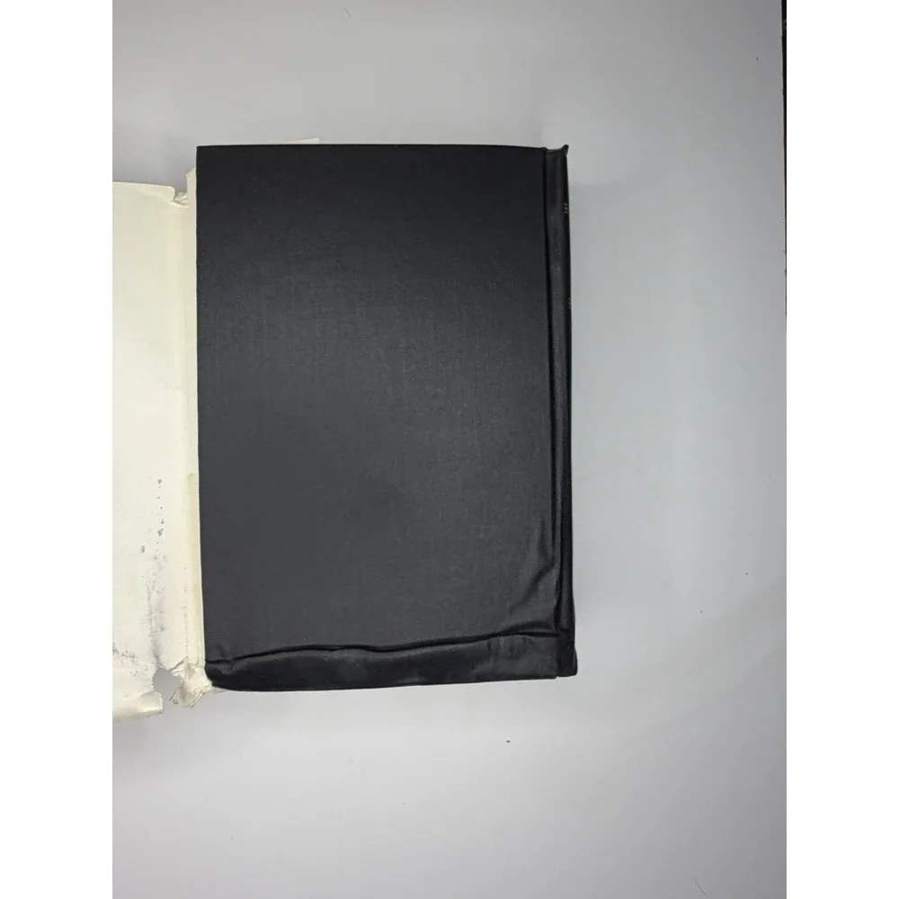 Amy Vanderbilt's Etiquette, Hardcover. Doubleday 1972 Drawings by Andy Warhol